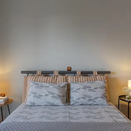 Central Guest House Apartman *