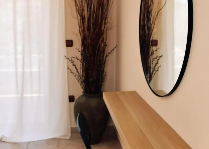 Central Guest House *